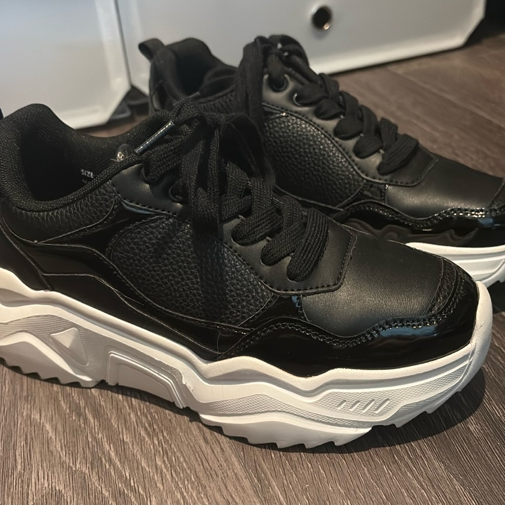 Black shoes